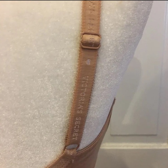 Victoria Secret 34DD cotton Lined Perfect coverage - Picture 7 of 9